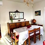 Nyaraló Korina