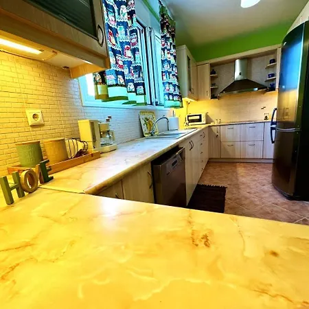 Korina Semesterbostad *