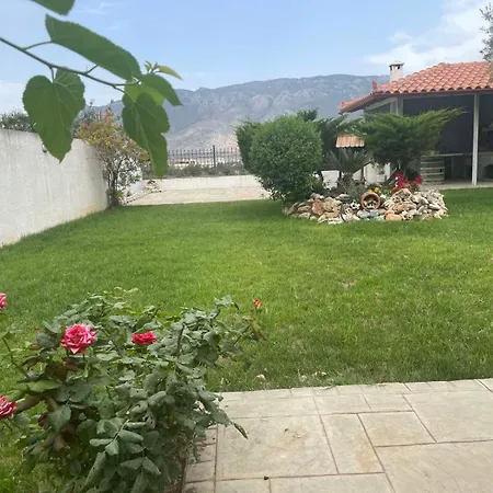 Korina Semesterbostad Posidhonía